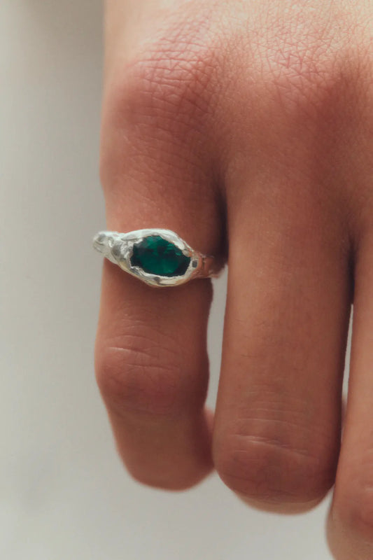 Faro Green Ring in Silver