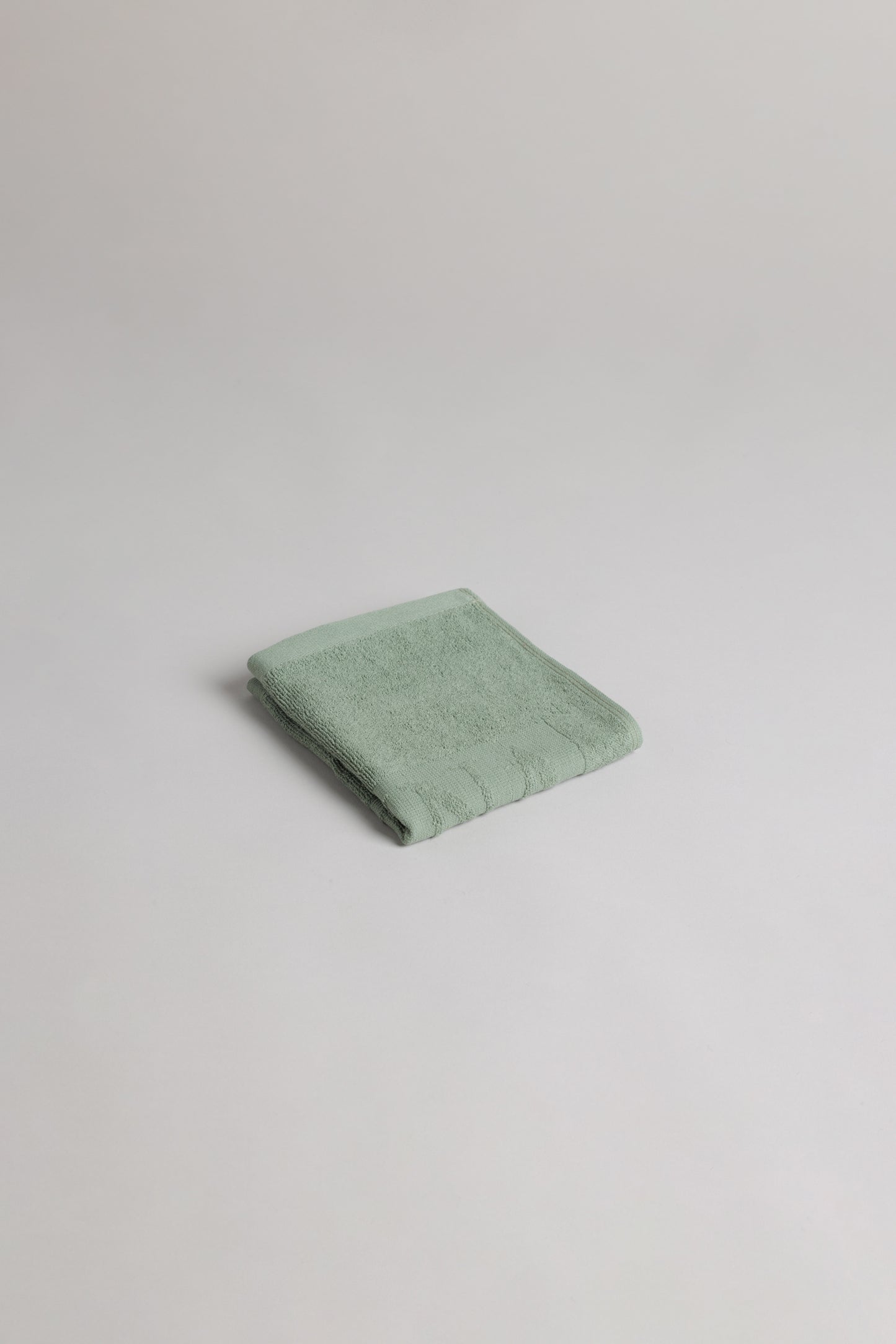 Agnes Face Cloth in Sage & Chalk