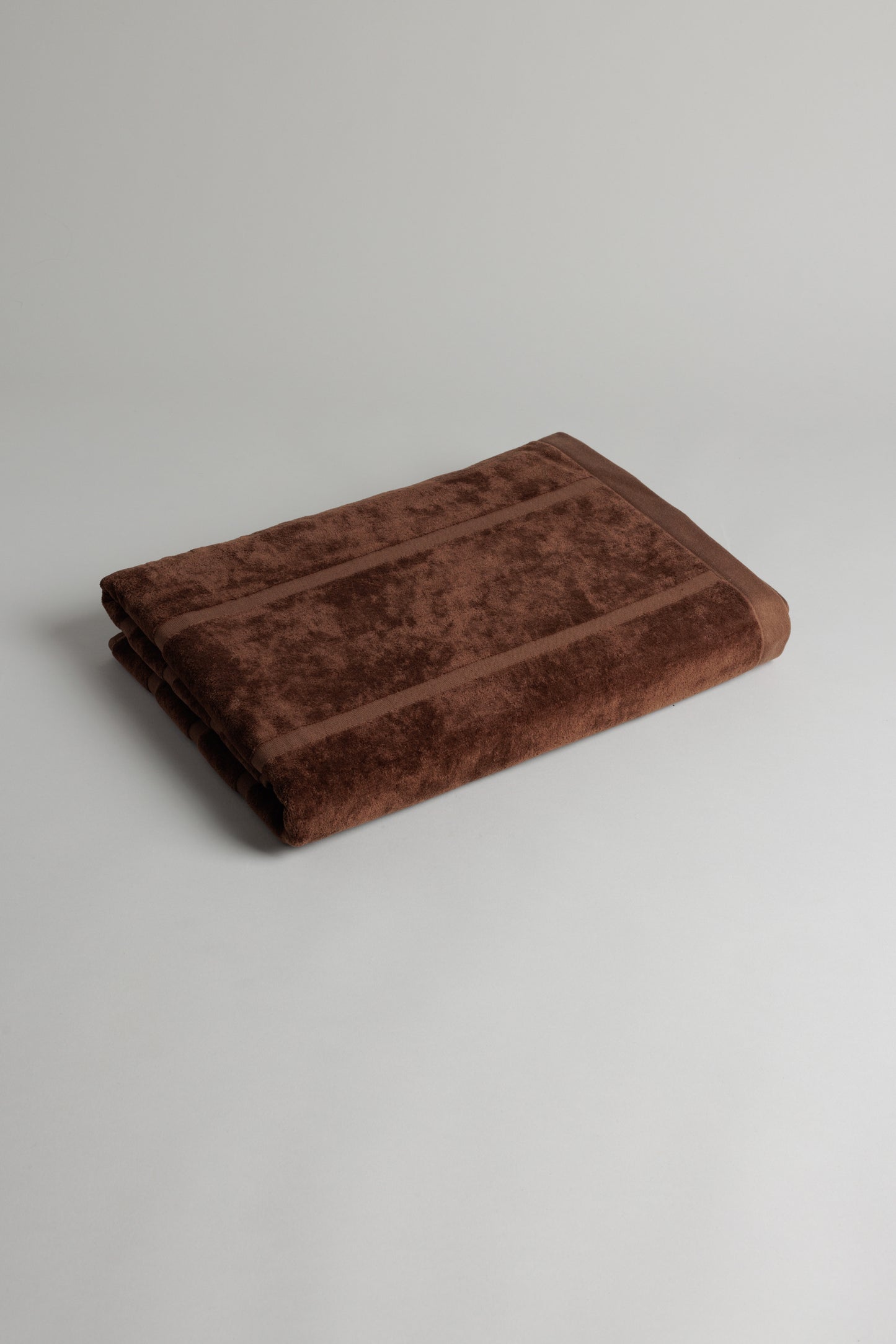 Woodford Pool Towel in Tabac