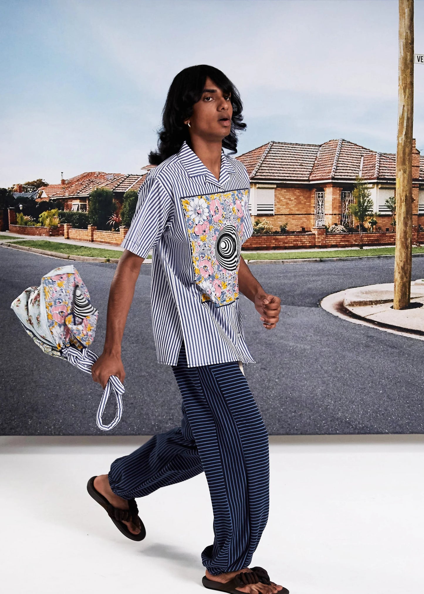 Handkerchief Shirt in Dark Blue with Spiral Motif