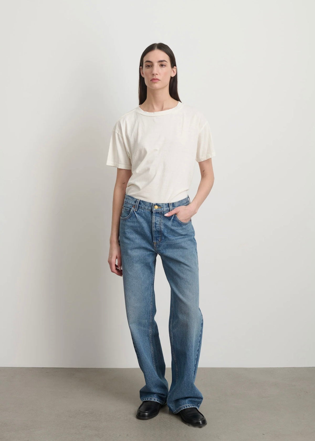 Bec Jean in Halle Wash