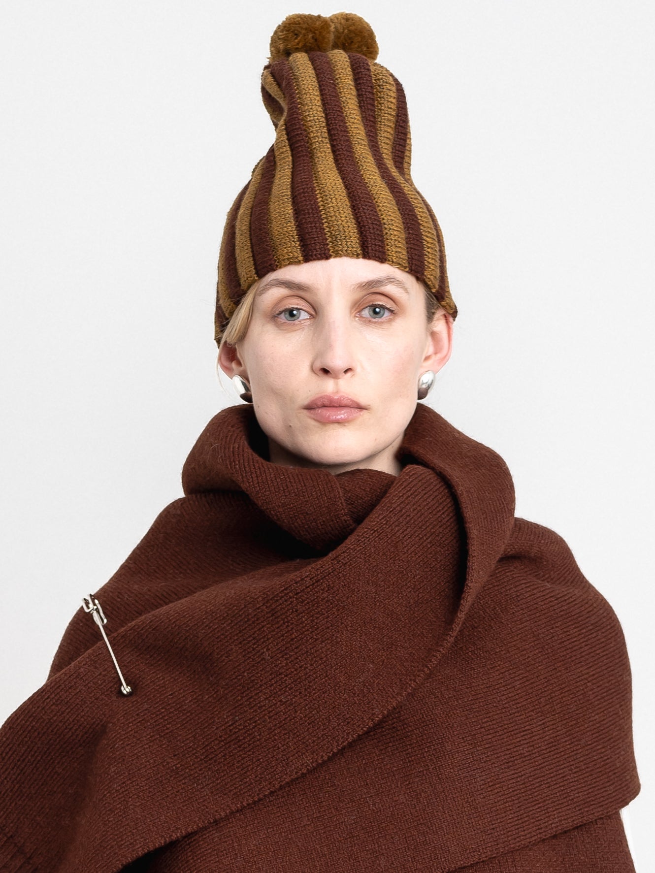 Merino Wool Pleated Bobble Hat in Bordeaux/goldfinch