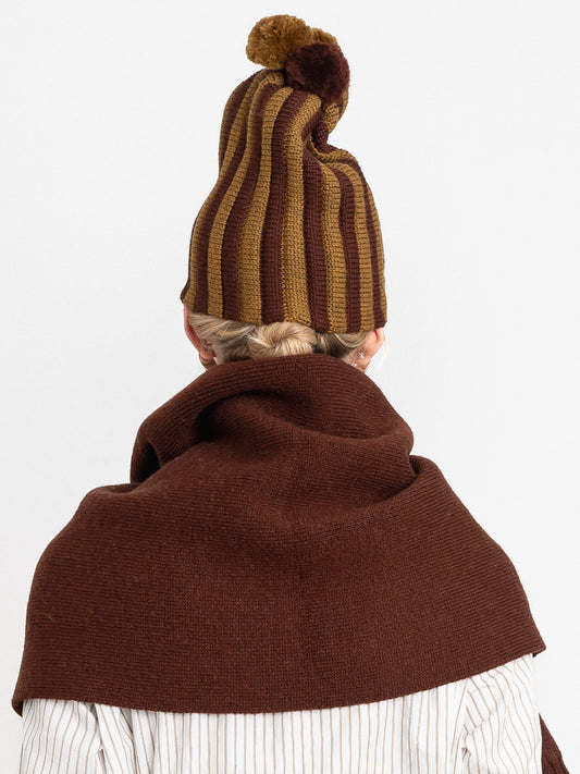 Merino Wool Pleated Bobble Hat in Bordeaux/goldfinch
