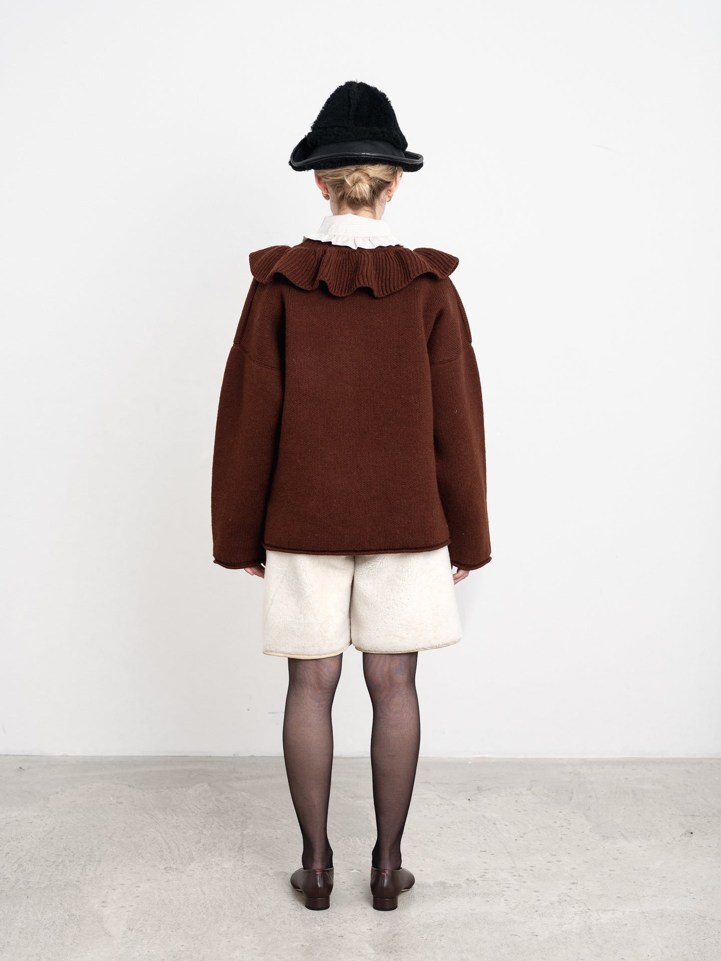 British Merino Wool Ruffle Jumper in Bordeaux