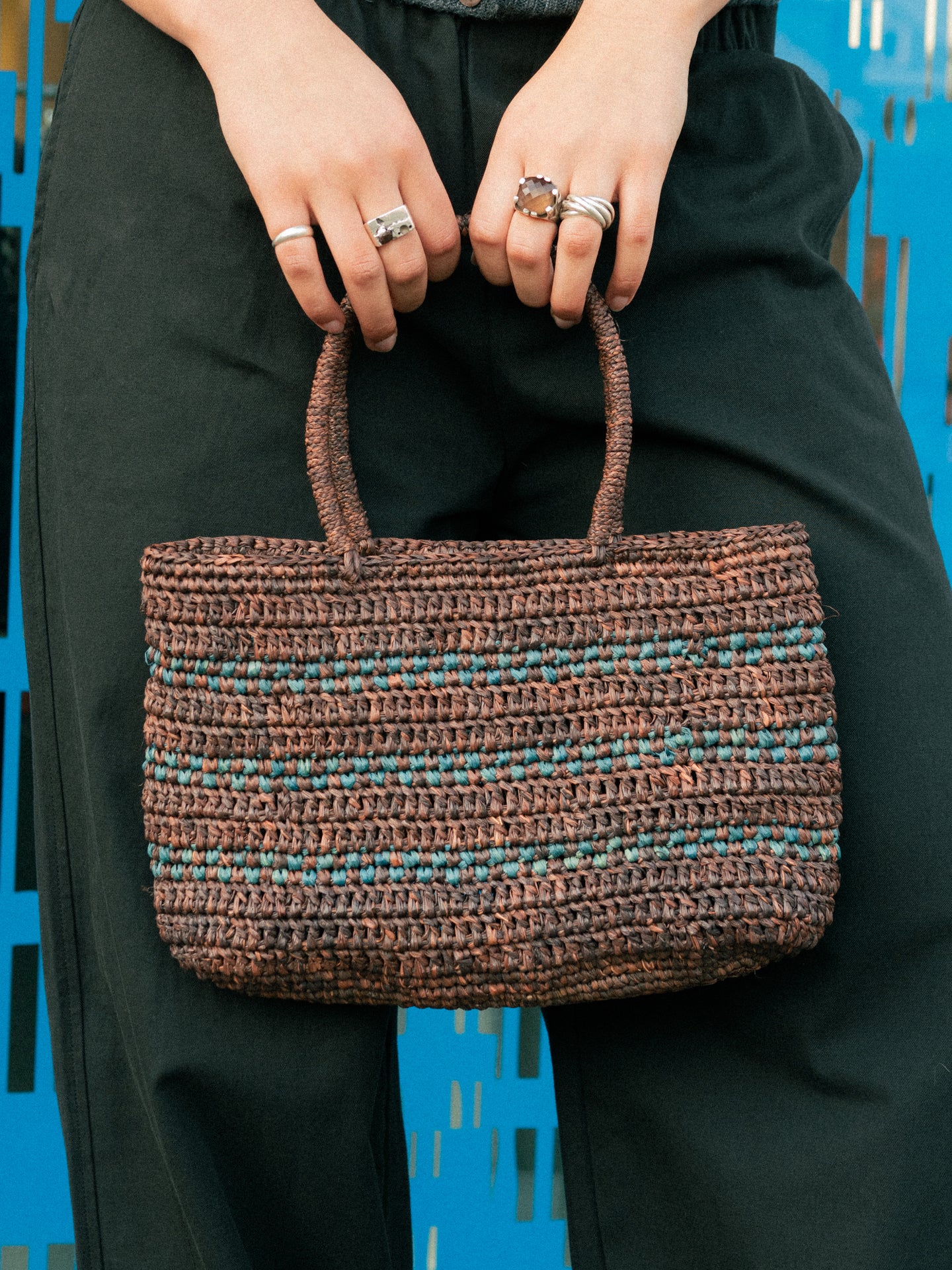 Line Bag in Mid Brown & Aqua