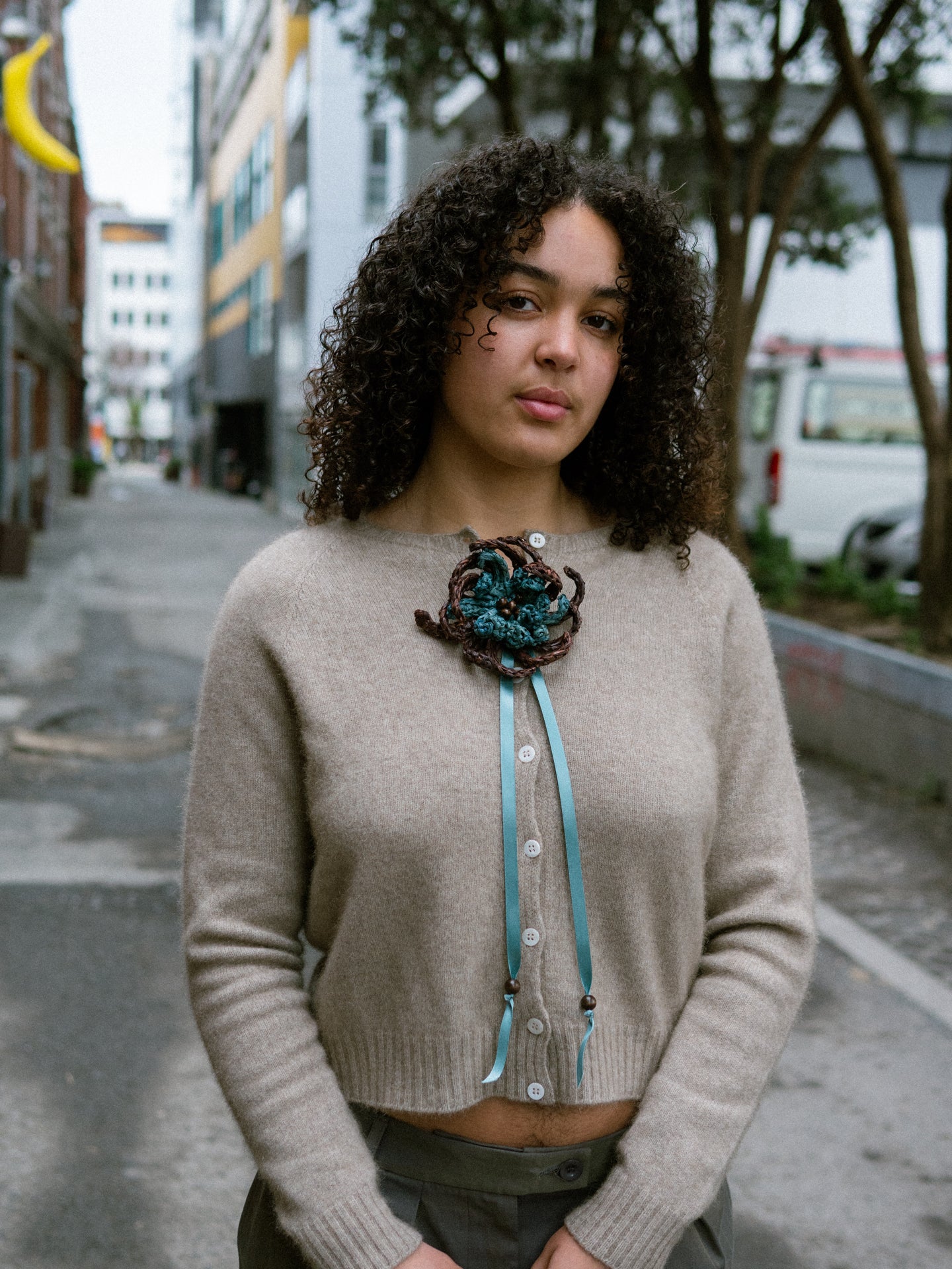 Bloom Pin in Mid Brown & Aqua 4