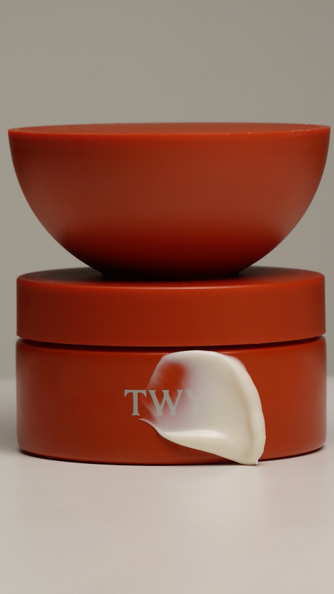 Restorative Hydration Cream With 3.5% Bioactive Totarol