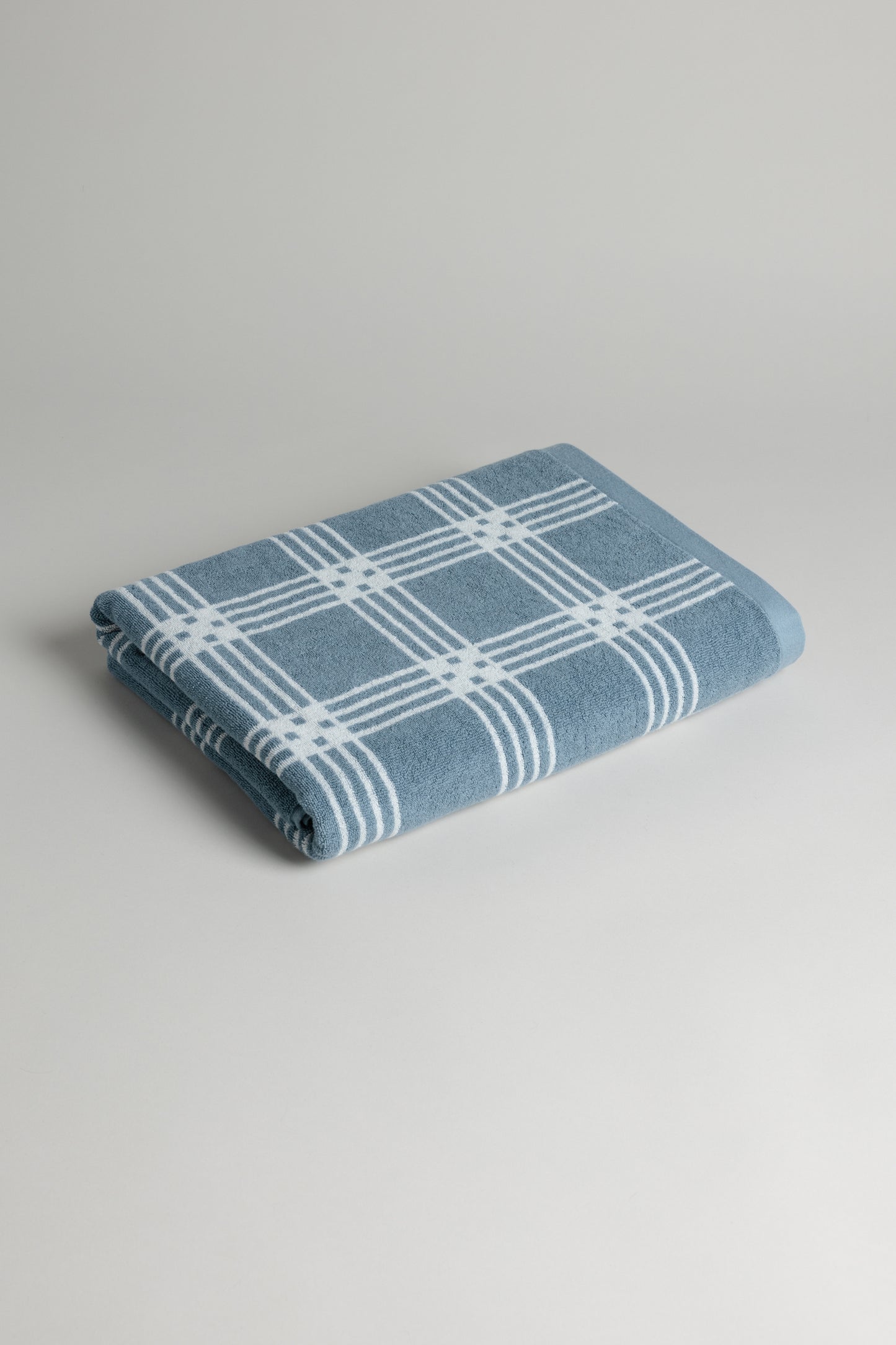 Frisa Pool Towel in Celeste & Chalk
