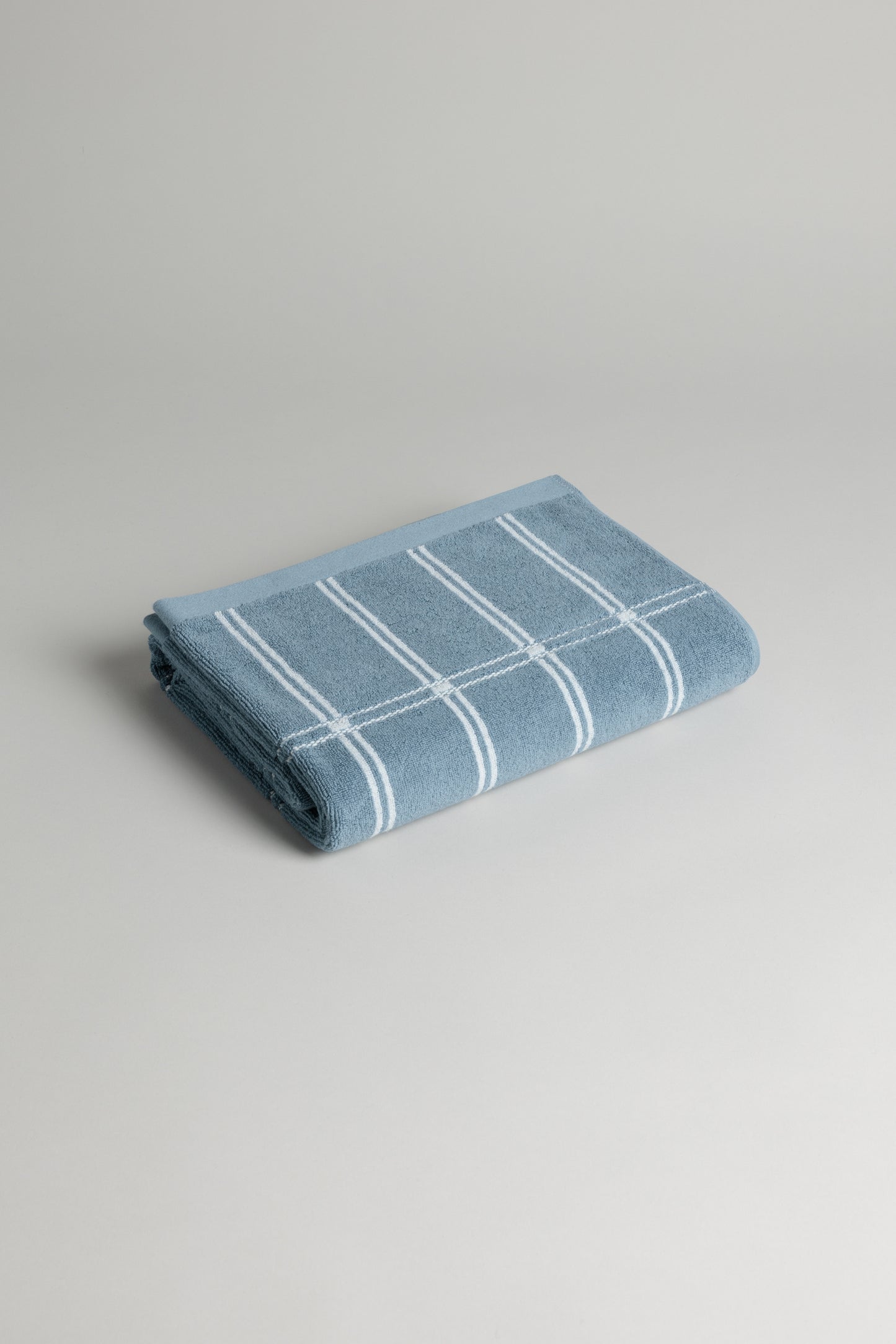 Sorn Bath Towel in Celeste & Chalk