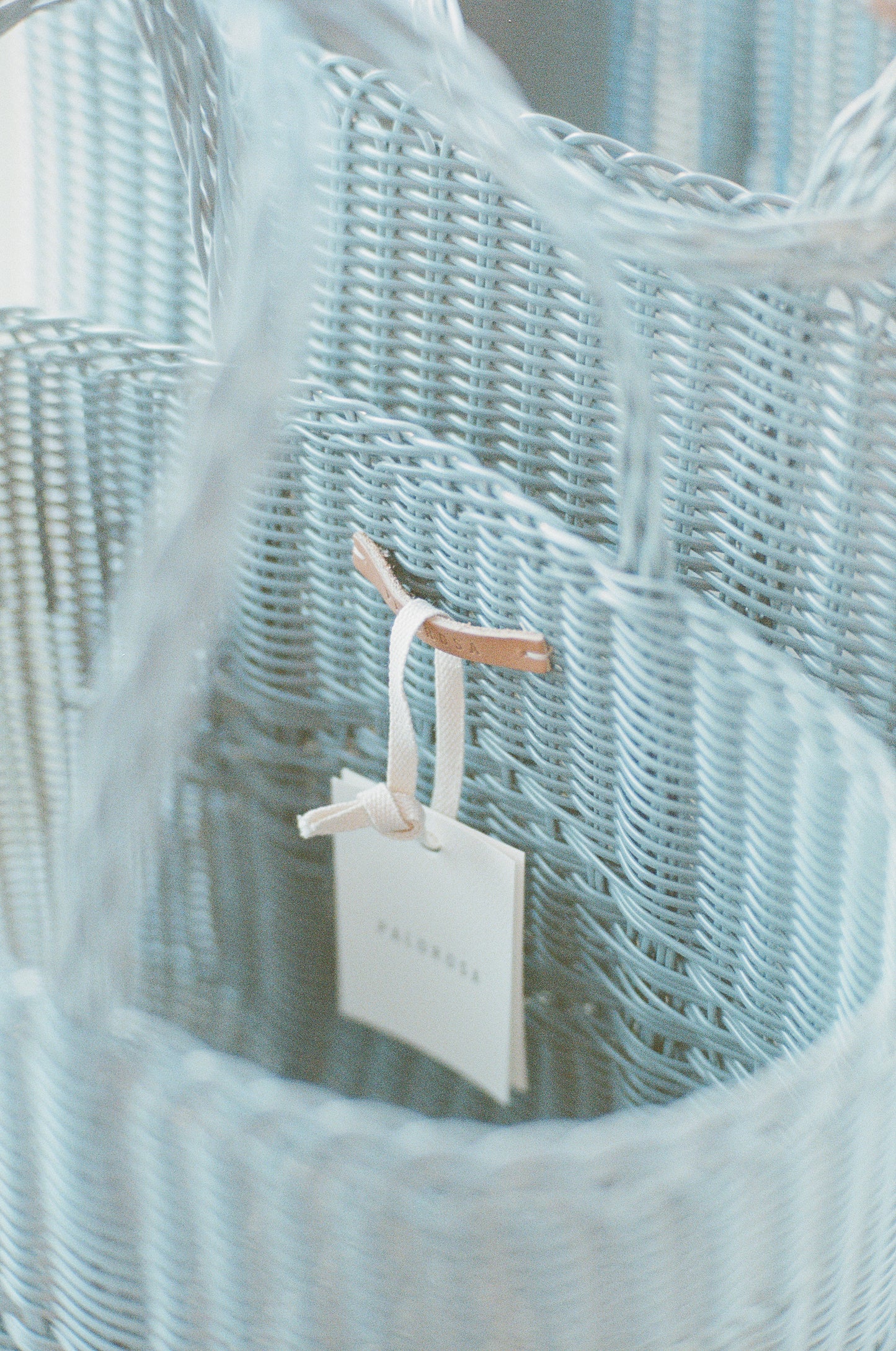 Basket Tote Small in Paloblue