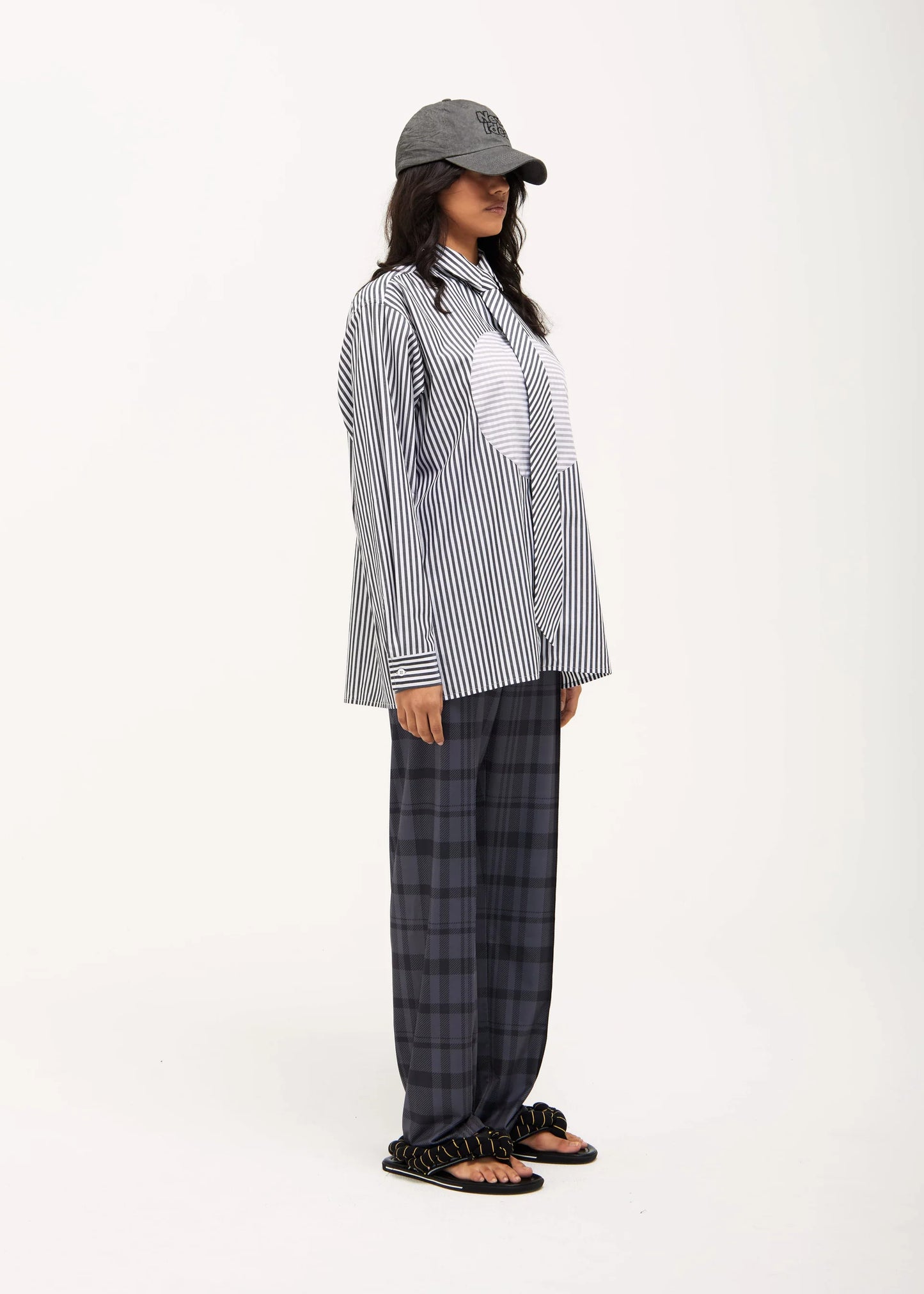 Sun Shirt with Tie in Black & Grey