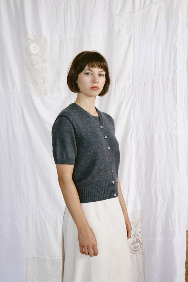 Eve Vest in Shadow Grey